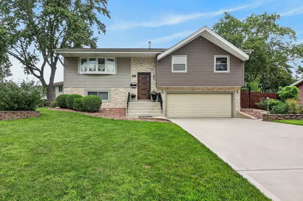 1514 Princeton Lane, Schaumburg, IL 60193