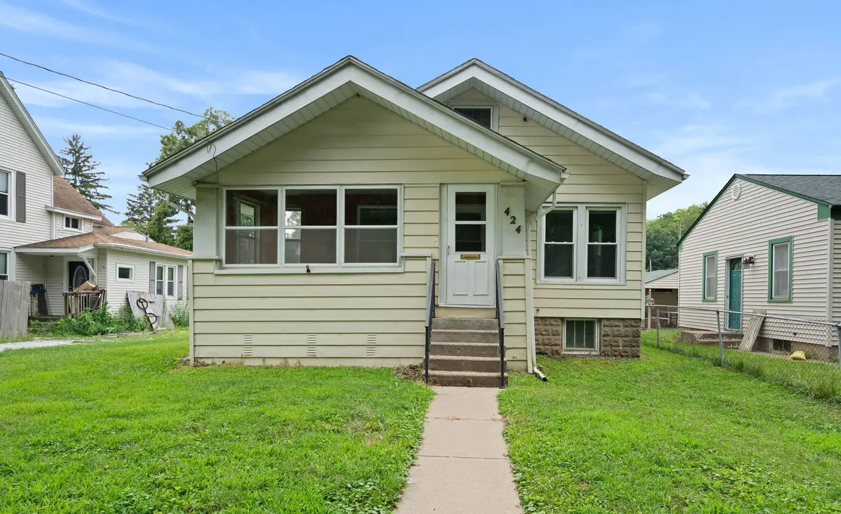 424 S Concord Street, Davenport, IA 52802 - #1