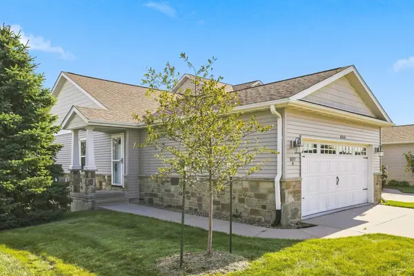 6010 Deere Creek Lane #A, Davenport, IA 52807