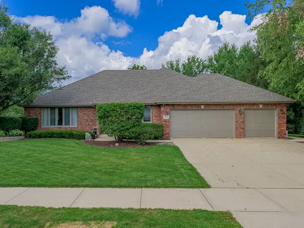 12054 Blackthorne Ridge Drive, Mokena, IL 60448