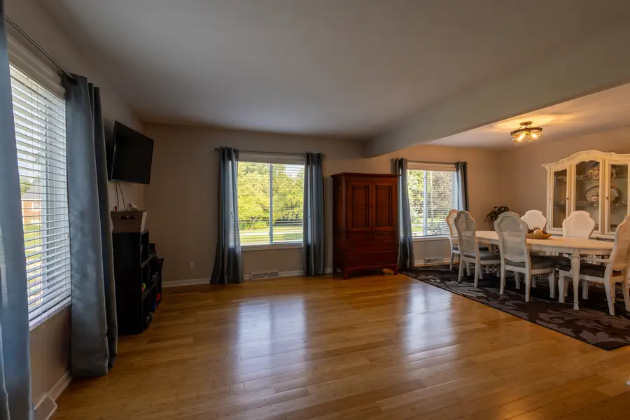 1122 S Benson Boulevard, Freeport, IL 61032 - #3