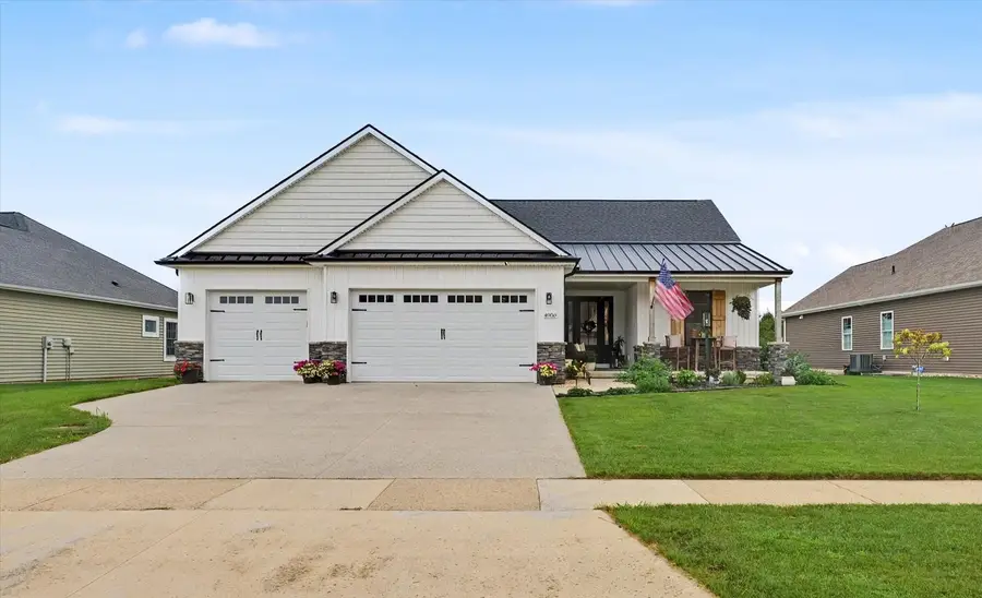 4906 Chestnut Grove Drive, Champaign, IL 61822 - #2