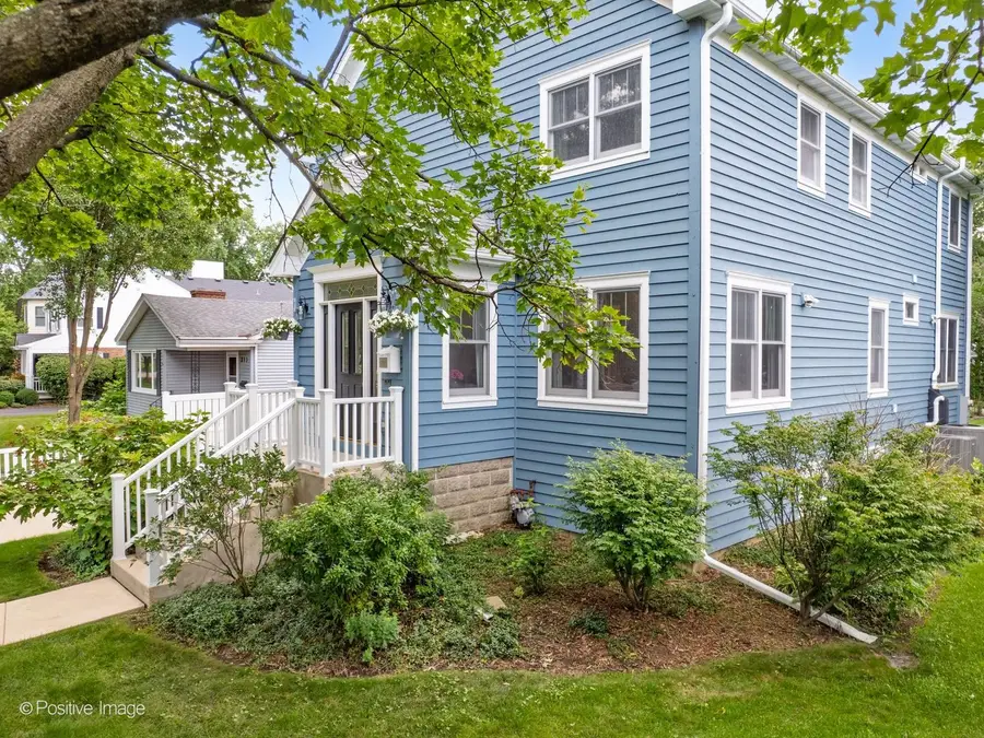 217 S Summit Street, Wheaton, IL 60187 - #3