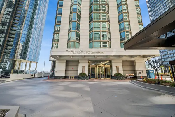 195 N Harbor Drive #4903, Chicago, IL 60601
