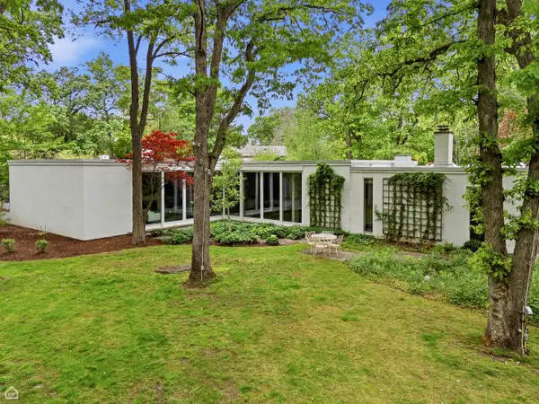 1540 Grant Road, Northbrook, IL 60062