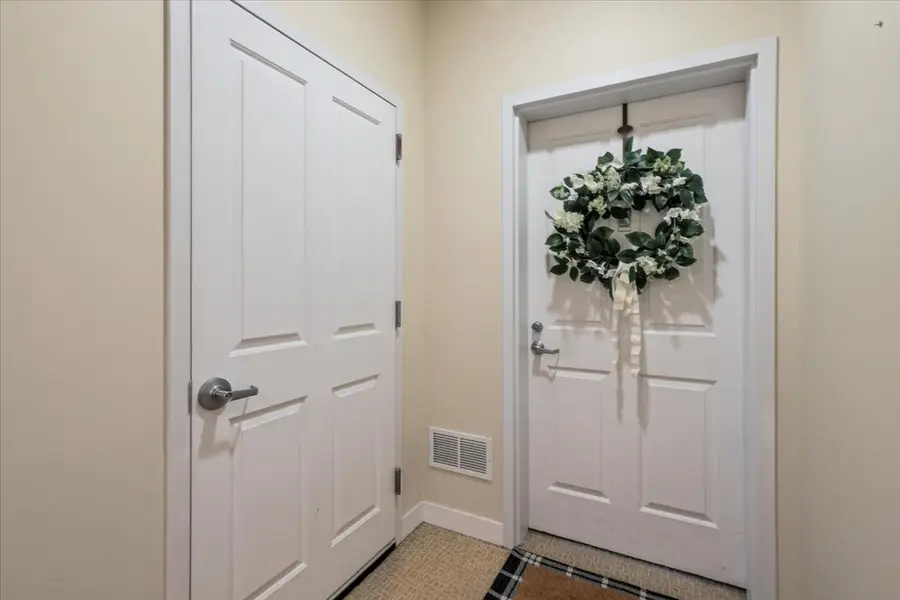 977 Harris Road #34, Grayslake, IL 60030 - #3