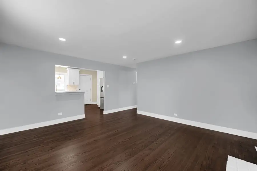 6409 W 85th Place, Burbank, IL 60459 - #3