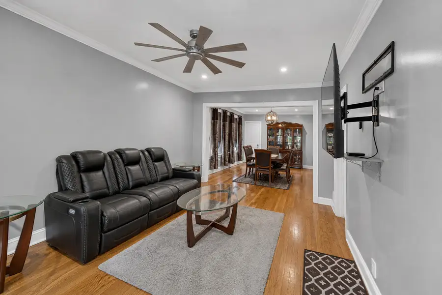 9926 S Wentworth Avenue, Chicago, IL 60628 - #3