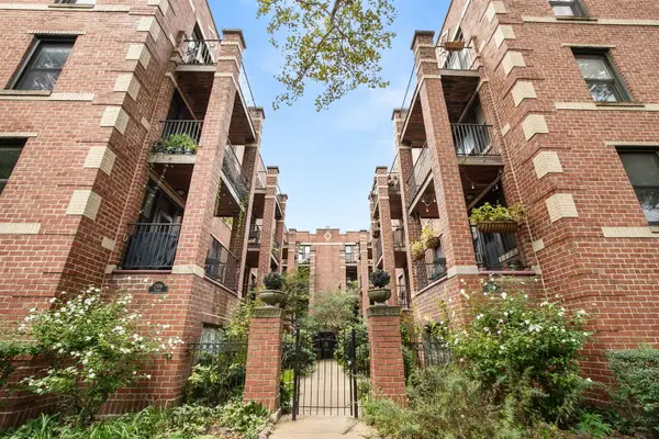 2112 N Seminary Avenue #18, Chicago, IL 60614