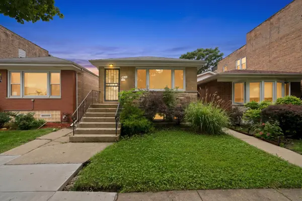 8018 S Michigan Avenue, Chicago, IL 60619