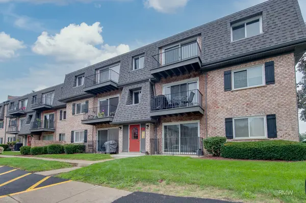 872 S Plum Grove Road #305, Palatine, IL 60067