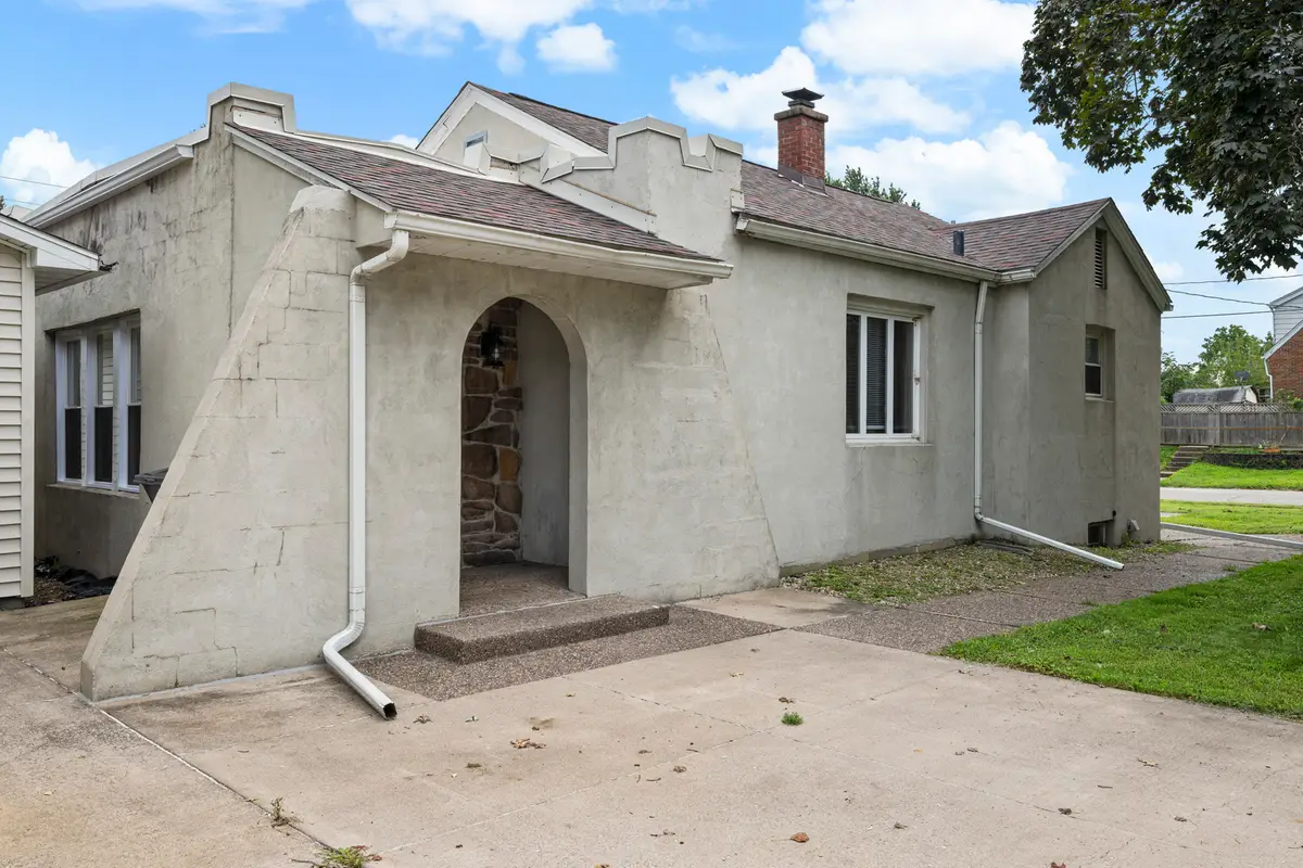 3801 22nd Avenue, Rock Island, IL 61201 - #1