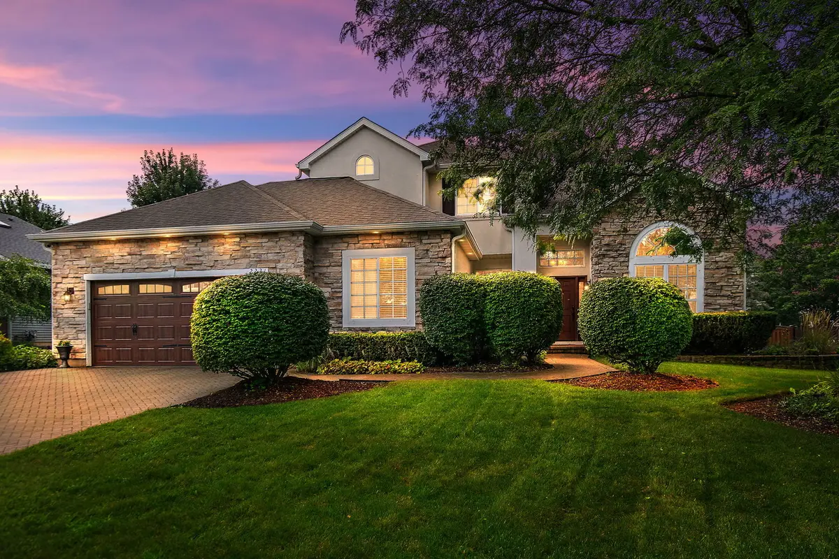 2221 Somerset Lane, Mundelein, IL 60060 - #1