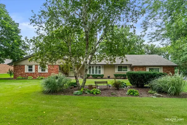120 Riverview Court, Oswego, IL 60543