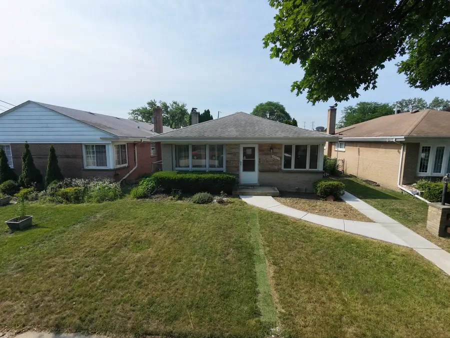 4605 Jerome Avenue, Skokie, IL 60076 - #2