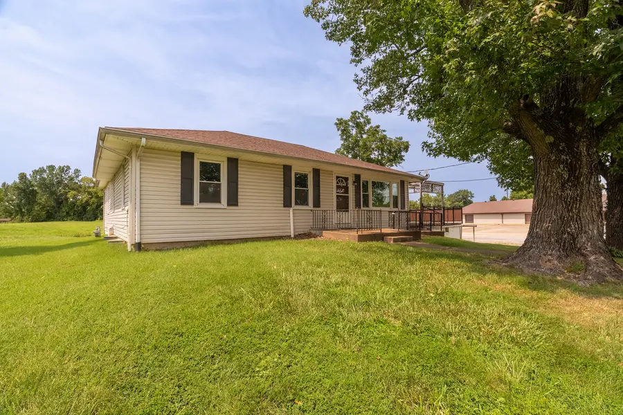 6717 Giant City Road, Carbondale, IL 62902 - #2