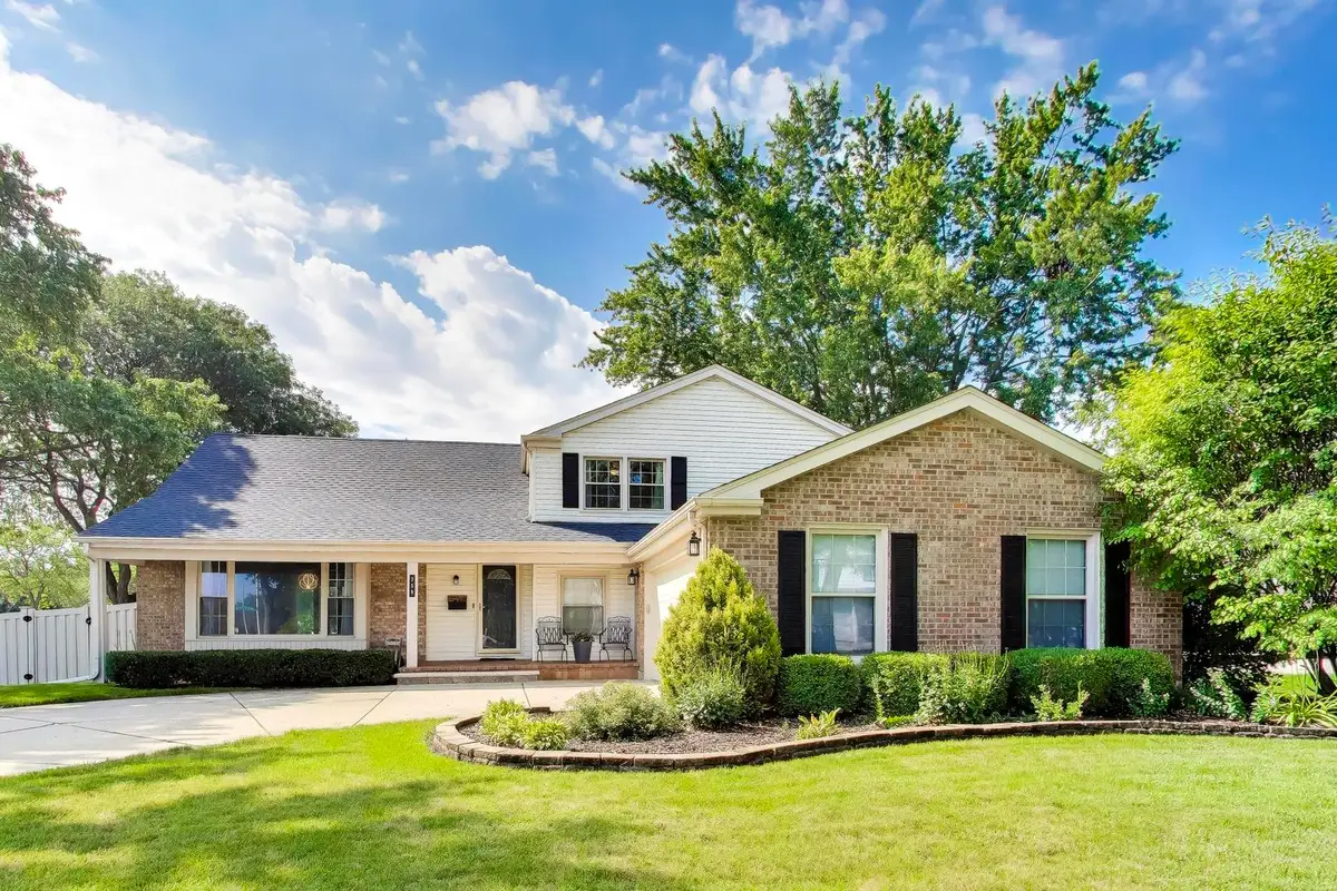 759 E Mill Valley Road, Palatine, IL 60074 - #1