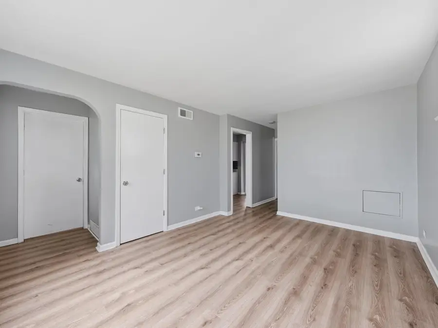 13437 S Green Bay Avenue, Chicago, IL 60633 - #2