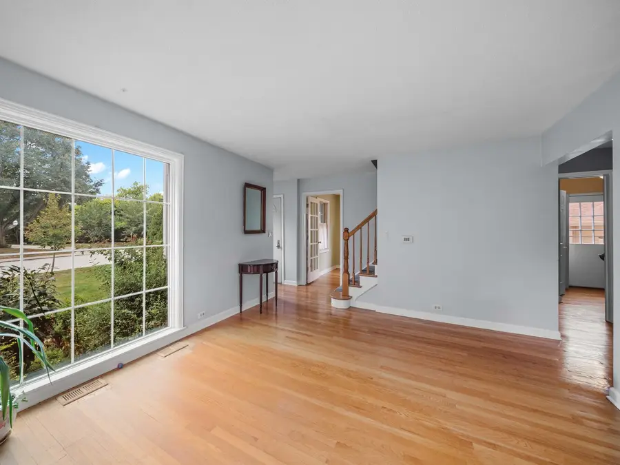 2126 Hickory Court, Glenview, IL 60025 - #3