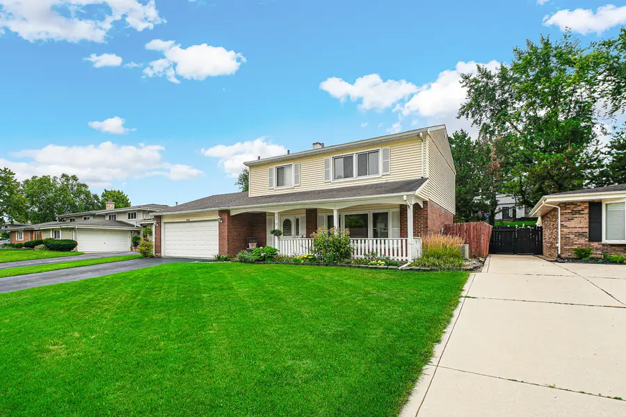9031 Shady Drive, Hickory Hills, IL 60457 - #2