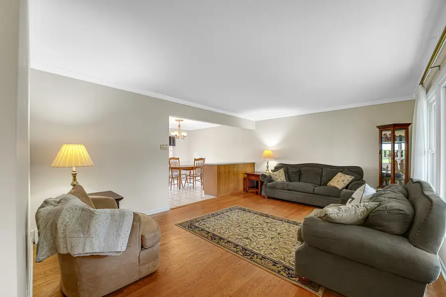 9031 Shady Drive, Hickory Hills, IL 60457 - #3