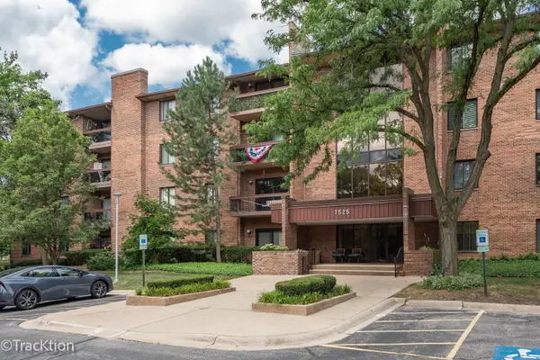 7525 Nantucket Drive #405, Darien, IL 60561