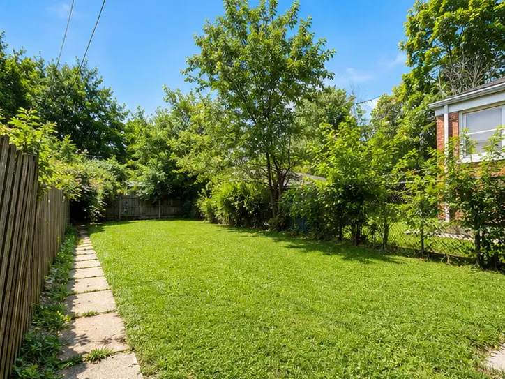 7042 S Elizabeth Street, Chicago, IL 60636 - #3