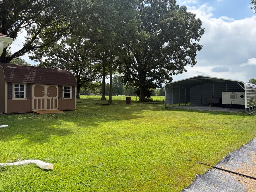 1904 D Street, West Frankfort, IL 62896 - #3