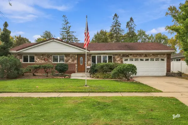 295 Anderson Terrace, Des Plaines, IL 60016