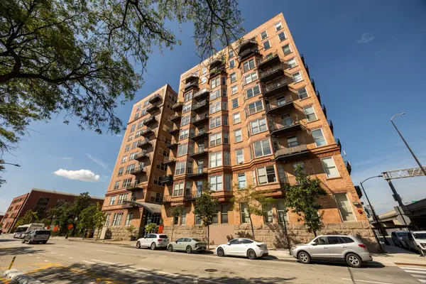 500 S Clinton Street #242, Chicago, IL 60607