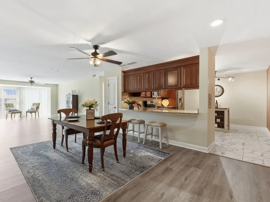 50 N Bokelman Street #338, Roselle, IL 60172 - #3