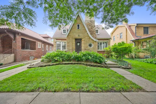 10505 S Leavitt Street, Chicago, IL 60643