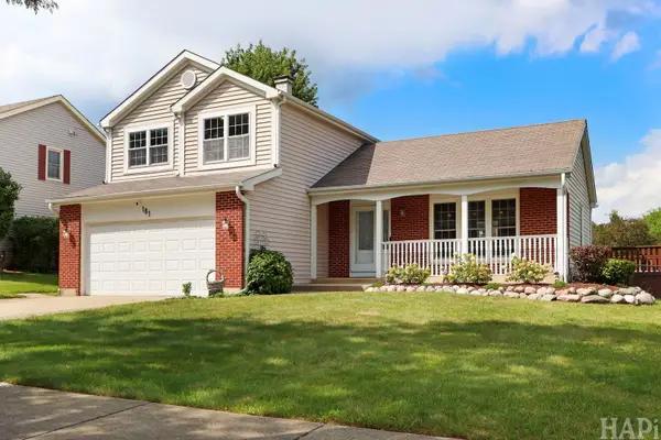 181 Mistwood Lane, North Aurora, IL 60542