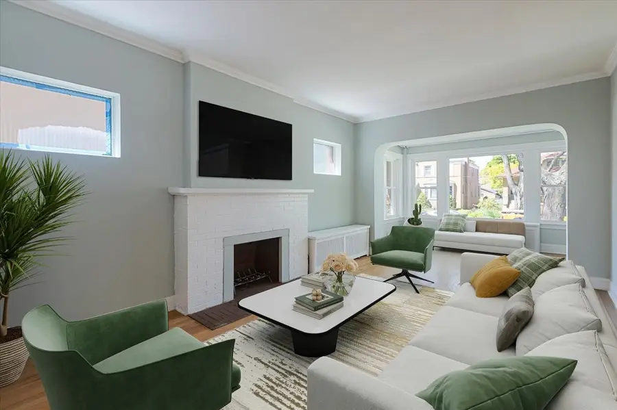 6515 N Maplewood Avenue, Chicago, IL 60645 - #2