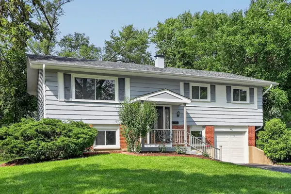 730 Hillcrest Boulevard, Hoffman Estates, IL 60169