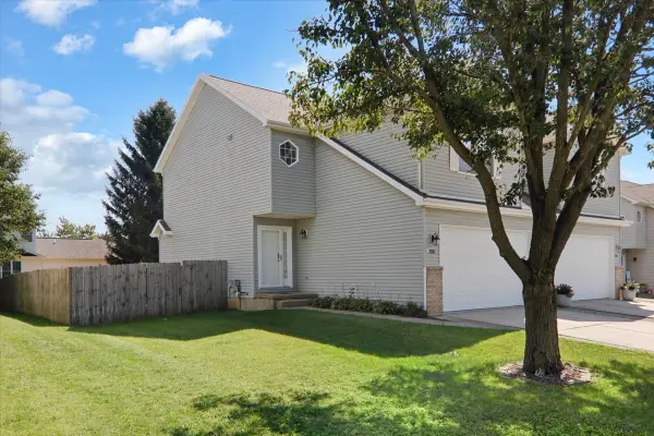 1716 Sunrise Point, Normal, IL 61761