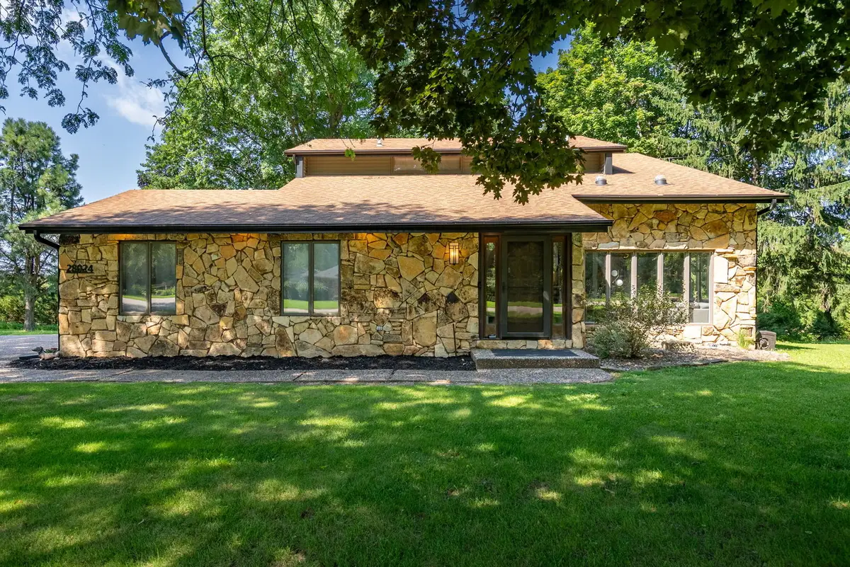 28024 230th Street, Le Claire, IA 52753 - #1