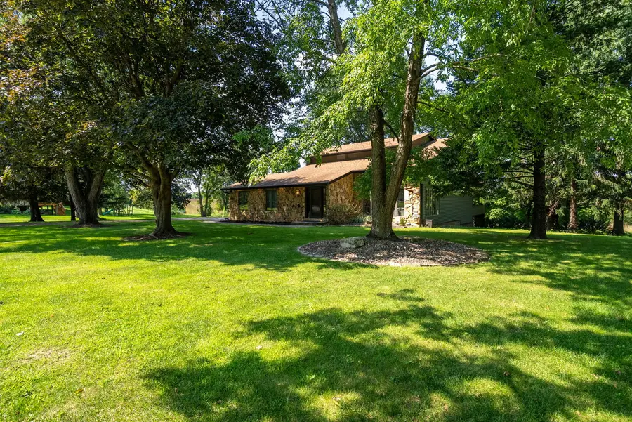 28024 230th Street, Le Claire, IA 52753 - #3