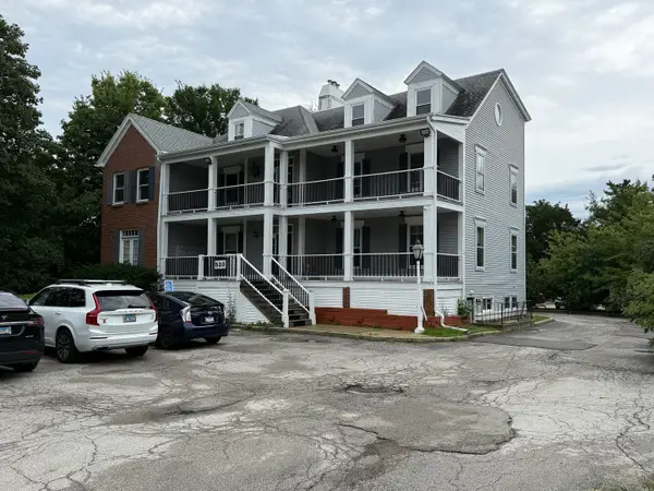 520 W Roosevelt Road, Wheaton, IL 60187