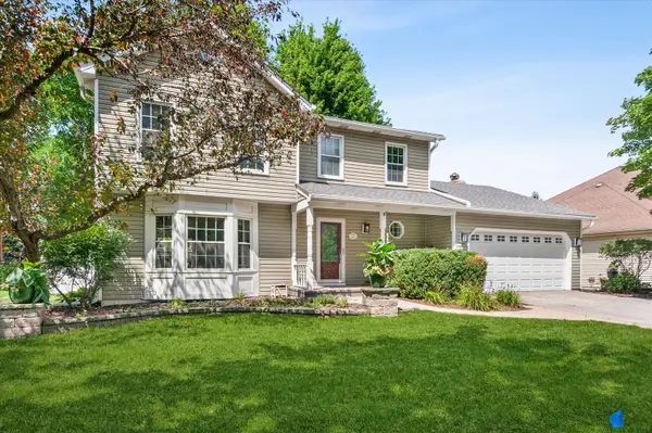 1527 Abbotsford Drive, Naperville, IL 60563