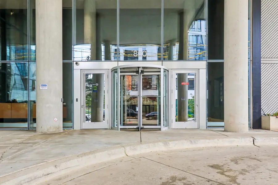 860 W Blackhawk Street #1107, Chicago, IL 60642 - #3