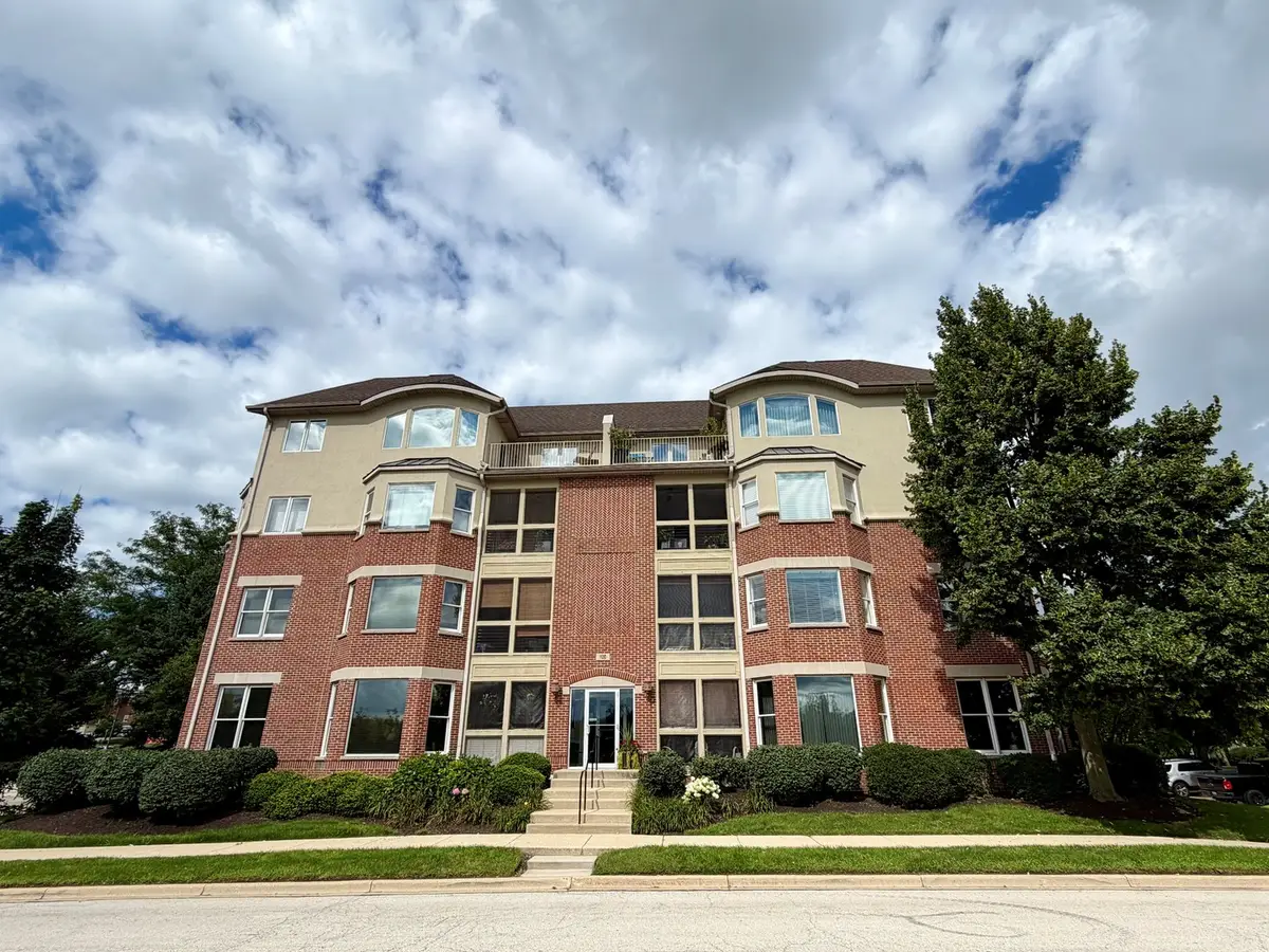100 N River Lane #401, Geneva, IL 60134 - #1