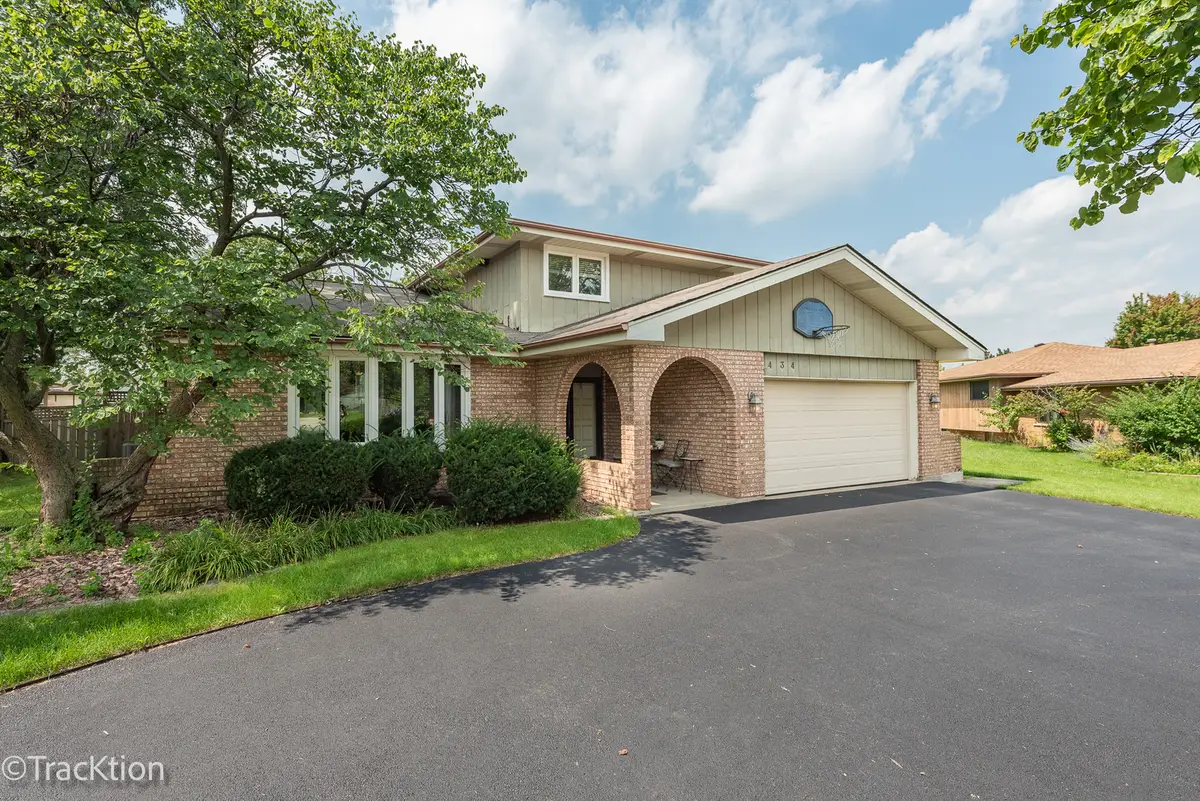 9S434 Allison Court, Willowbrook, IL 60527 - #1
