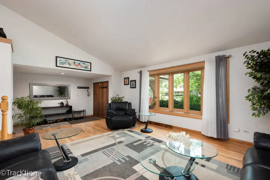 9S434 Allison Court, Willowbrook, IL 60527 - #2