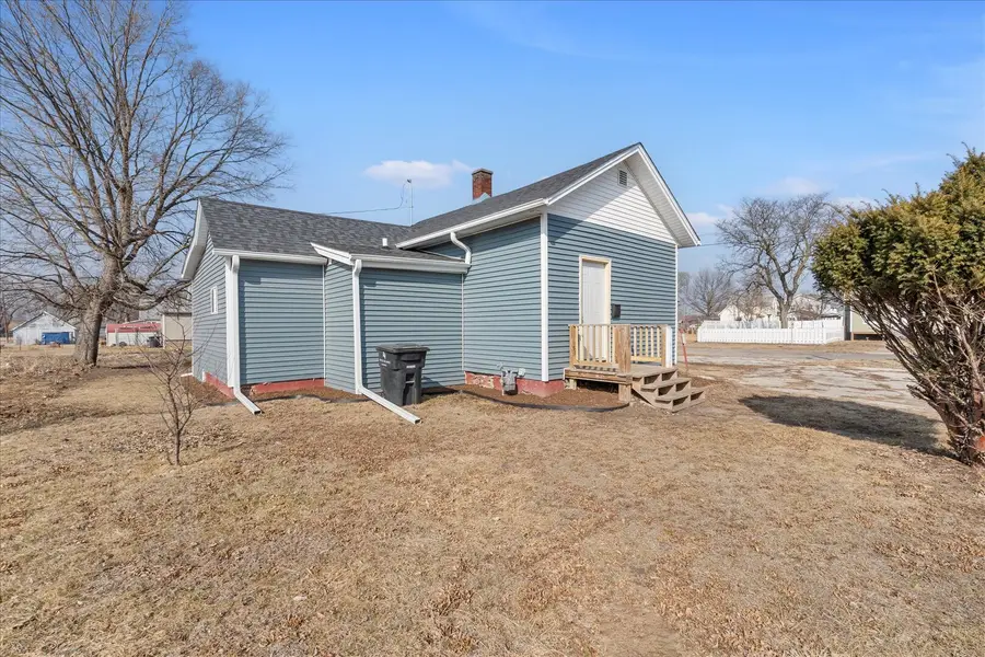 621 7th Avenue, Rock Island, IL 61201 - #3
