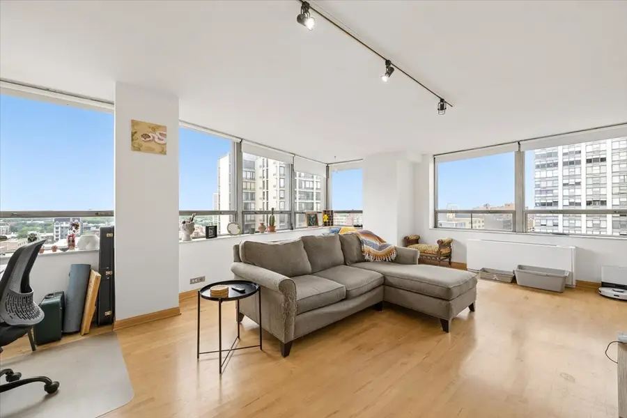 5701 N Sheridan Road #12B, Chicago, IL 60660 - #3