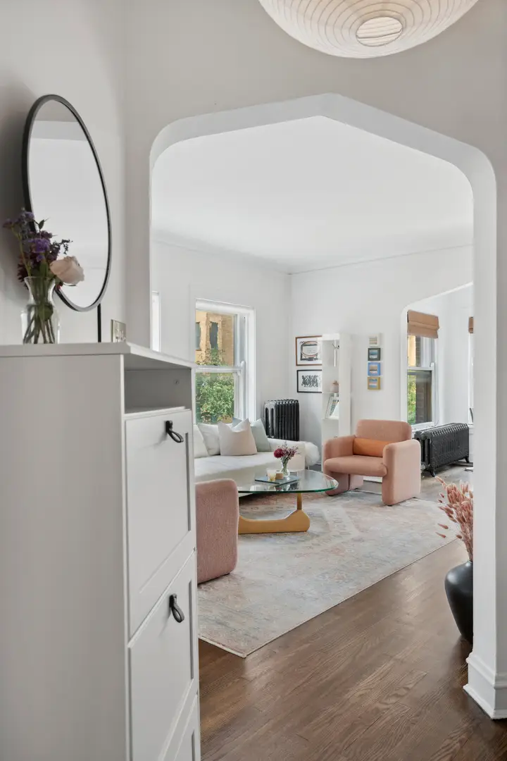 551 W Surf Street #3W, Chicago, IL 60657 - #3