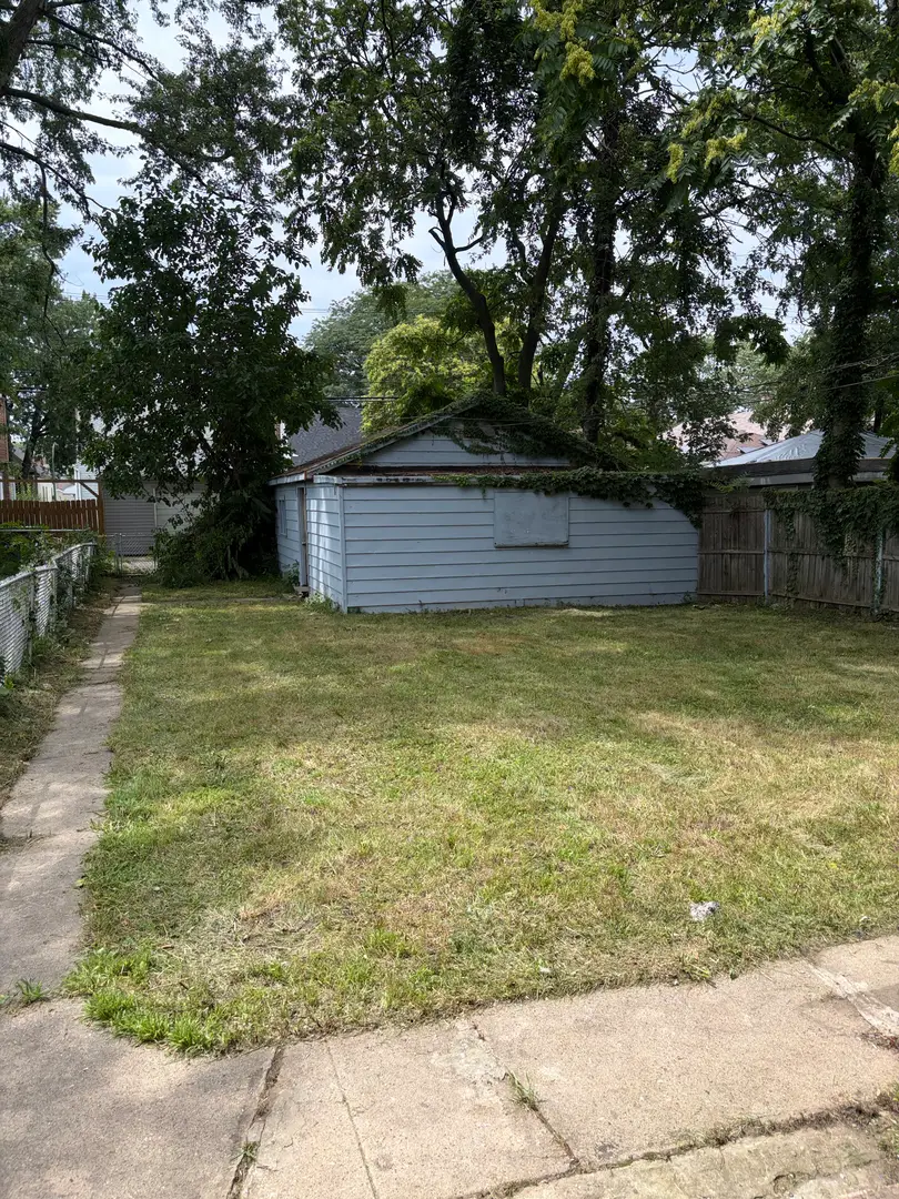 12446 S Lowe Avenue, Chicago, IL 60628 - #2