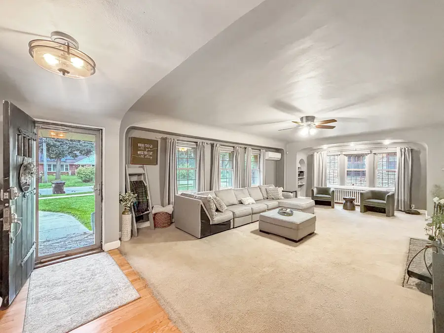 1544 W Lincoln Boulevard, Freeport, IL 61032 - #2