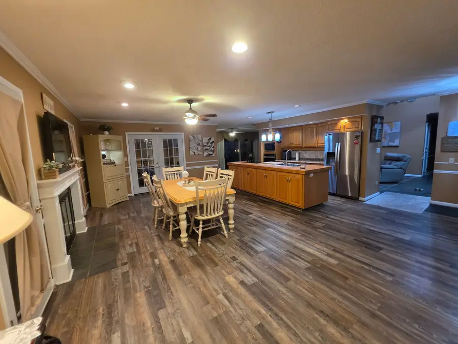 1109 Mockingbird Lane, Carterville, IL 62918 - #2